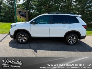 Used 2022 Honda Passport TrailSport image 1