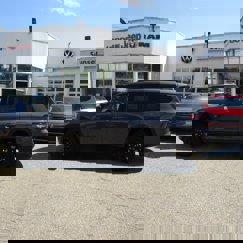 New 2025 Jeep Grand Cherokee L Altitude image 1
