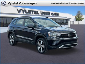 Used 2024 Volkswagen Taos S image 1