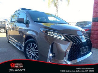 Used 2020 Toyota Sienna XLE image 1