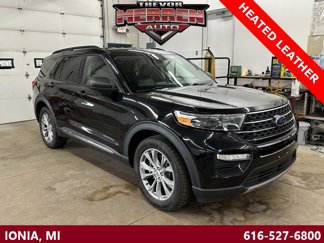 Used 2022 Ford Explorer XLT image 1