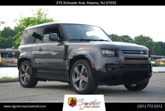 Used 2022 Land Rover Defender 90 image 1