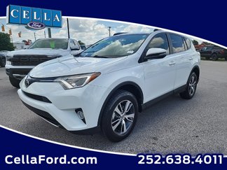 Used 2018 Toyota RAV4 XLE image 1