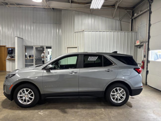 Used 2023 Chevrolet Equinox LT w/ Driver Convenience Package image 1