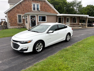 Used 2024 Chevrolet Malibu LT image 1