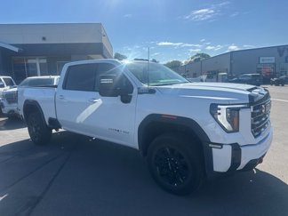 Used 2025 GMC Sierra 3500 AT4 image 1