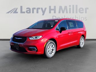 New 2025 Chrysler Pacifica Select image 1