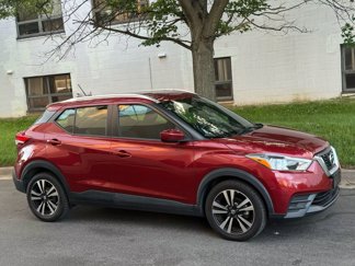 Used 2020 Nissan Kicks SV image 1