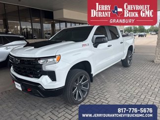 Used 2025 Chevrolet Silverado 1500 LT Trail Boss w/ Convenience Package II image 1