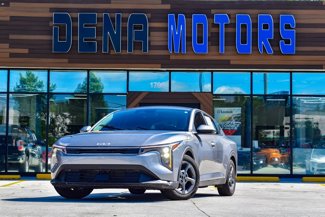 Used 2025 Kia K4 LXS image 1