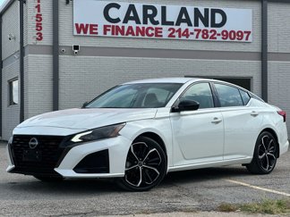 Used 2023 Nissan Altima 2.5 SR image 1