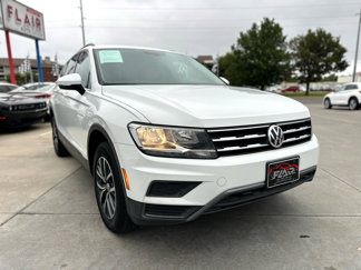 Used 2019 Volkswagen Tiguan SE image 1