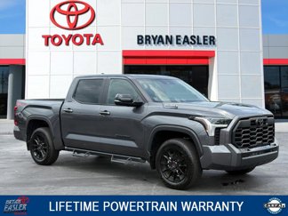 Used 2025 Toyota Tundra Limited image 1