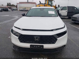Used 2025 Honda Accord Sport image 1