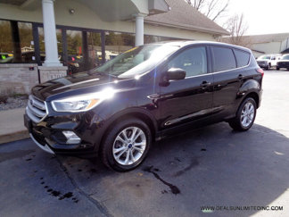 Used 2019 Ford Escape SE image 1