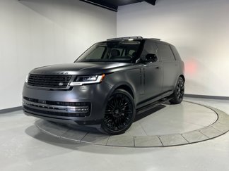 Used 2023 Land Rover Range Rover Long Wheelbase SE image 1