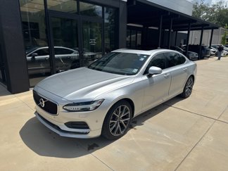 Used 2018 Volvo S90 T5 Momentum image 1
