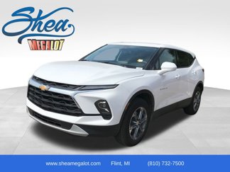 Used 2025 Chevrolet Blazer LT w/ LPO, Floor Liner Package image 1