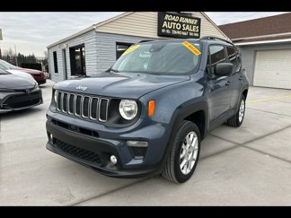 Used 2022 Jeep Renegade Latitude image 1