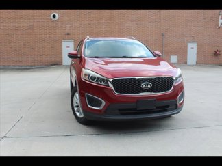 Used 2017 Kia Sorento LX image 1