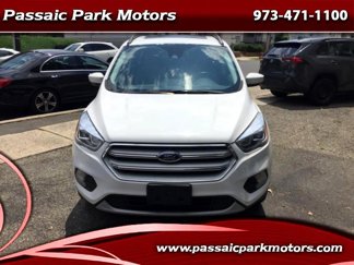 Used 2019 Ford Escape SEL image 1