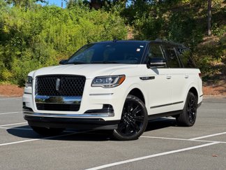 Used 2023 Lincoln Navigator Black Label image 1