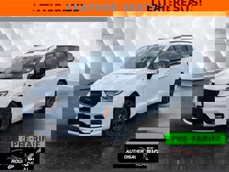 New 2024 Chrysler Pacifica Premium image 1