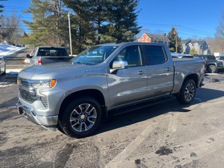 Used 2024 Chevrolet Silverado 1500 LT image 1