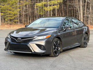 Used 2020 Toyota Camry XSE image 1