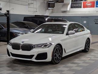 Used 2022 BMW 540i xDrive w/ M Sport Package image 1