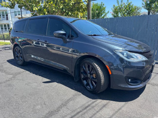Used 2019 Chrysler Pacifica Touring Plus w/ Advanced Safetytec Group image 1