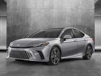 Used 2025 Toyota Camry XSE image 1