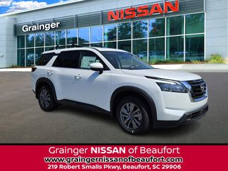 New 2025 Nissan Pathfinder SV image 1