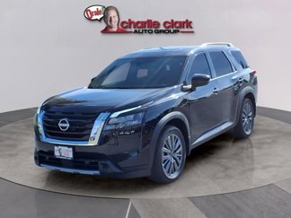 New 2025 Nissan Pathfinder SL w/ SL Premium Package image 1