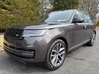 New 2025 Land Rover Range Rover Long Wheelbase SE image 1