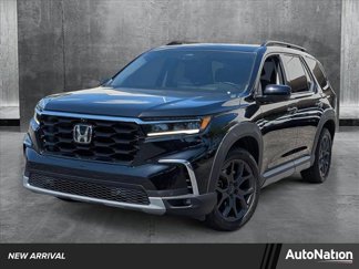 Used 2023 Honda Pilot Elite image 1