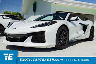Used 2025 Chevrolet Corvette Z06 image 1