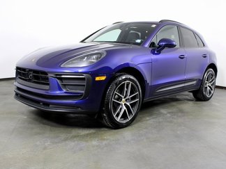 New 2025 Porsche Macan image 1