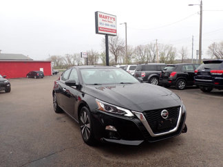 Used 2020 Nissan Altima 2.5 SL image 1