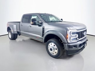 New 2025 Ford F450 Platinum image 1