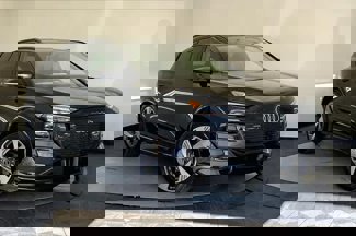 New 2025 Audi Q6 e-tron Premium Plus image 1