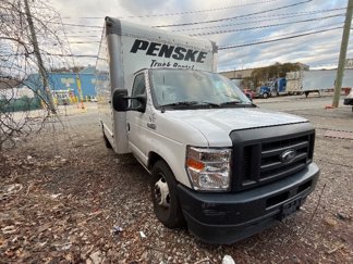 Used 2022 Ford E-350 and Econoline 350 Super Duty image 1