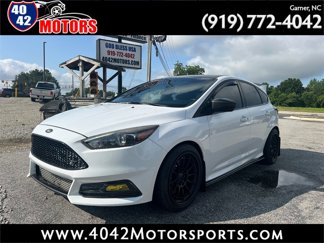 Used 2017 Ford Focus ST w/ Equipment Group 402A image 1
