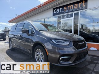 Used 2022 Chrysler Pacifica Touring-L image 1