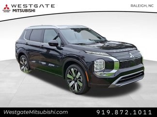New 2025 Mitsubishi Outlander AWD image 1