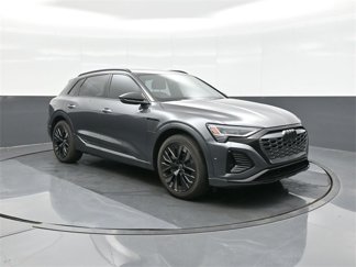 Used 2024 Audi Q8 e-tron Prestige w/ Prestige Package image 1
