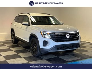Certified 2024 Volkswagen Atlas SE w/ Black Wheel Package image 1
