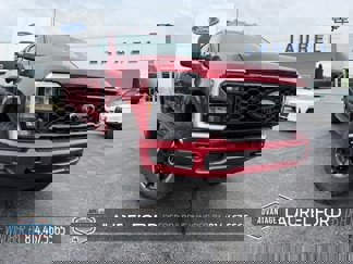 New 2025 Ford F250 4x4 Crew Cab Super Duty image 1