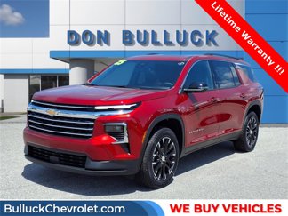 New 2025 Chevrolet Traverse LT w/ Sun and Wheel Package image 1