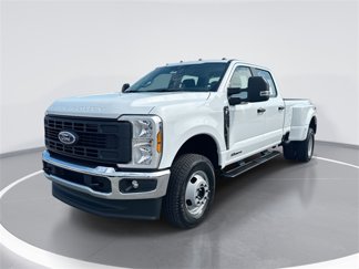 New 2025 Ford F350 XL image 1